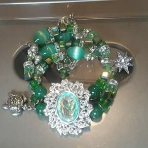 Emerald Delight wrap bracelet